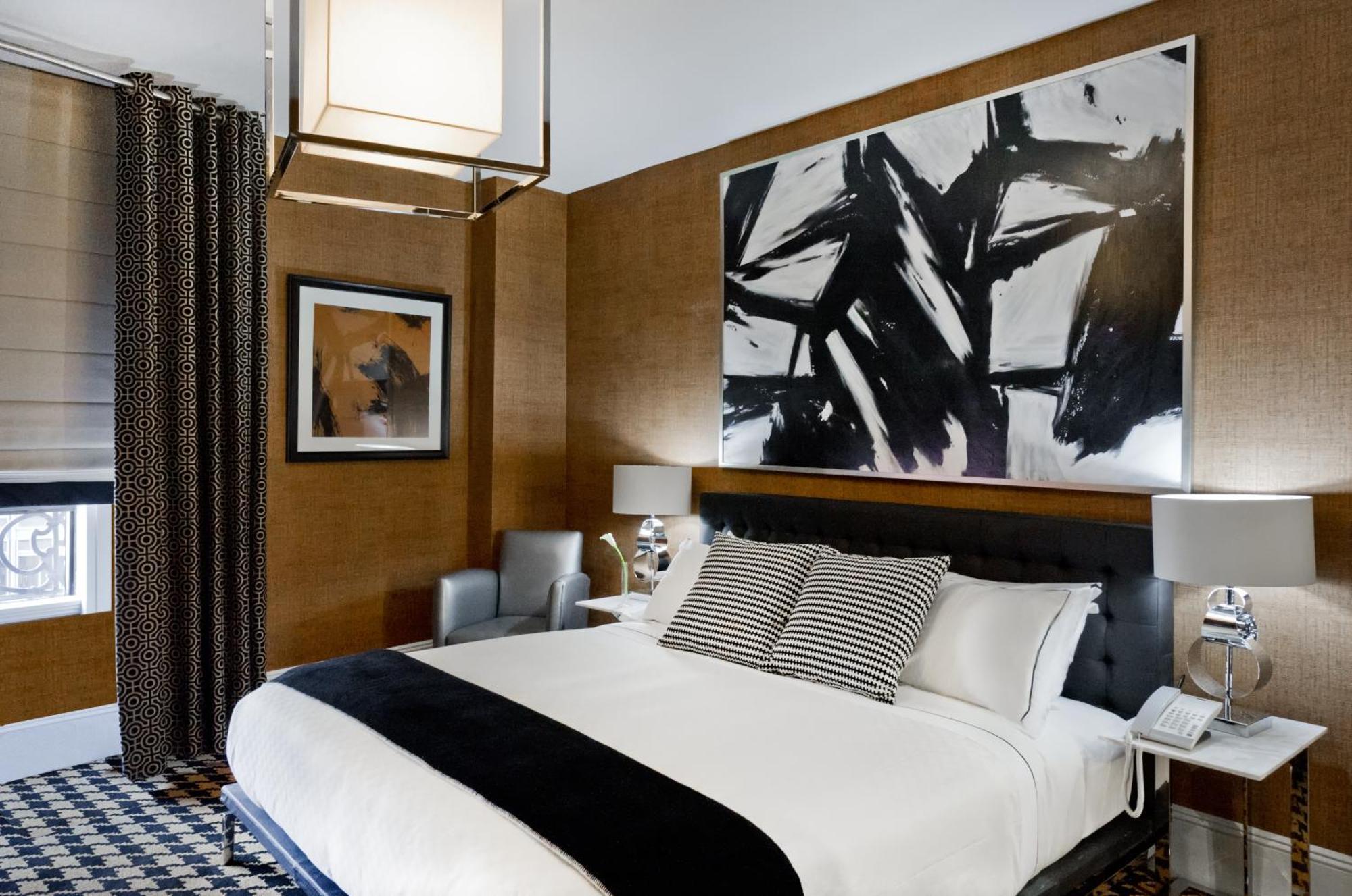 Deluxe King Room,456440850:JPEG
